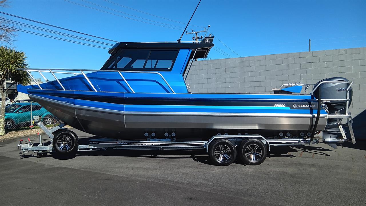 2025 Senator RH800