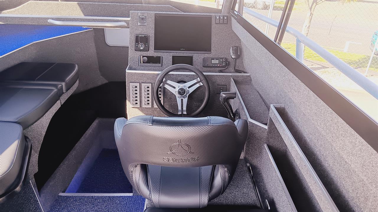 2025 Senator RH800