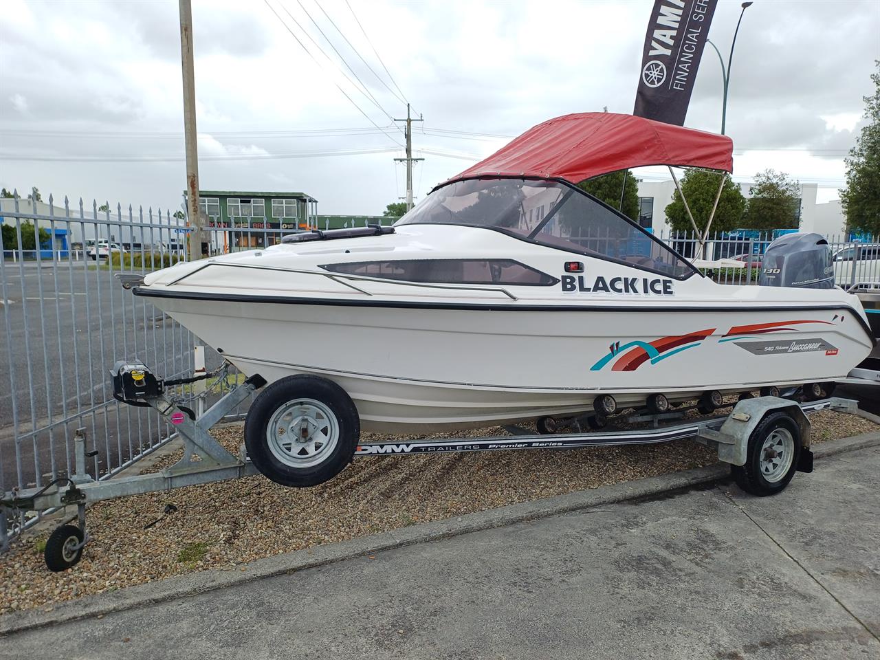 1993 Buccaneer 540 Fisherman