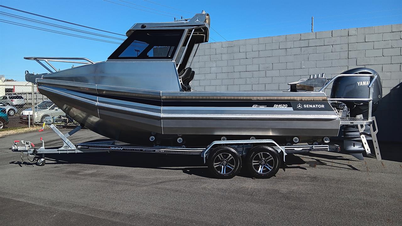 2025 Senator RH620