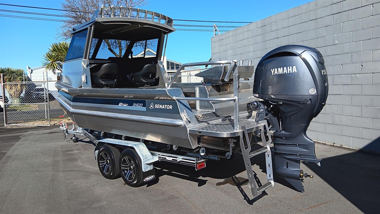 2025 Senator RH620