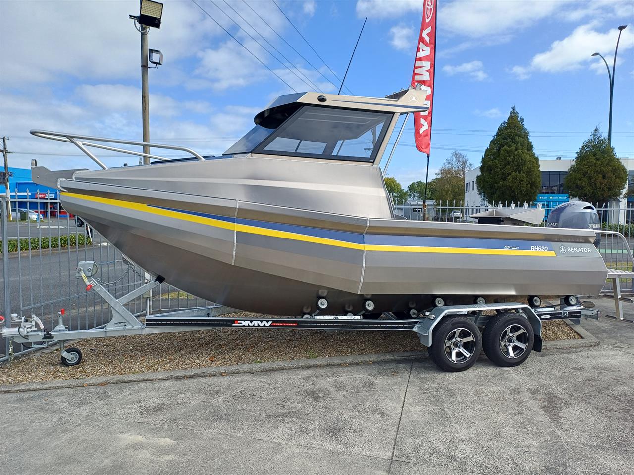 2025 Senator RH620