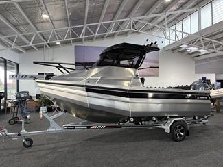 2025 Senator 550 - Thumbnail